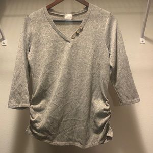 A mid- sleeve Maternity top from the brand Siren Lily. It is a size Medium